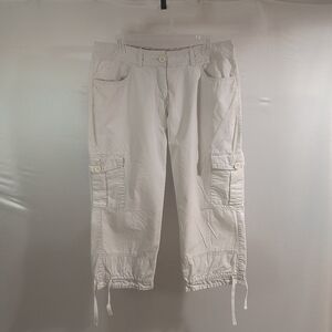 Women's 10 White Relaxed Fit Utility Style Cargo Shorts